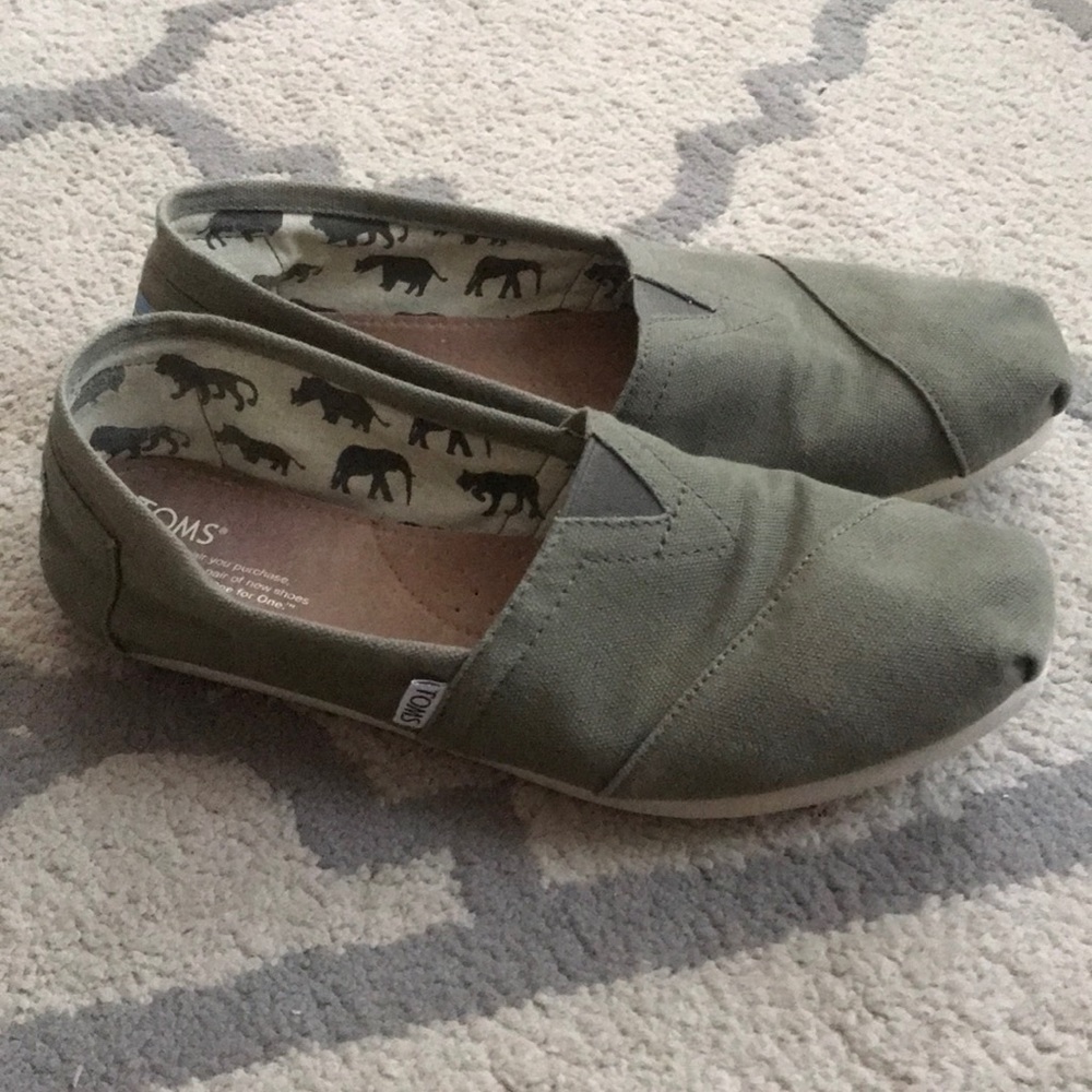 Toms Alpargata Slip On Flats